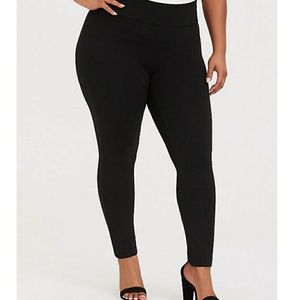 Torrid Leggings Size 5
